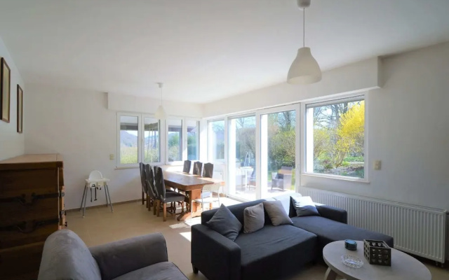 Relaxing Villa in Namur With Fenced Garden