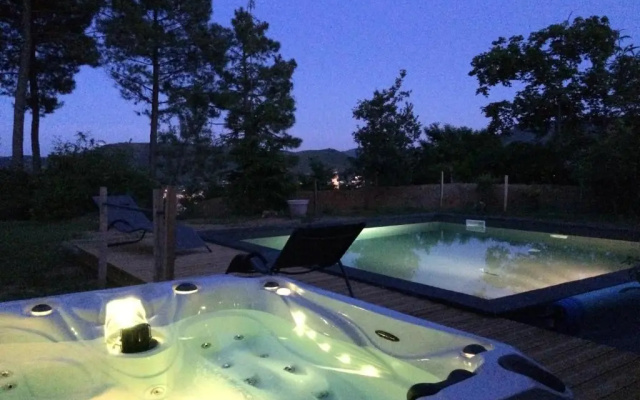 Les O de Privas 1 unique Tente Wigwam avec sa piscine privative xxx SPA avec supplement xxx - фото 4