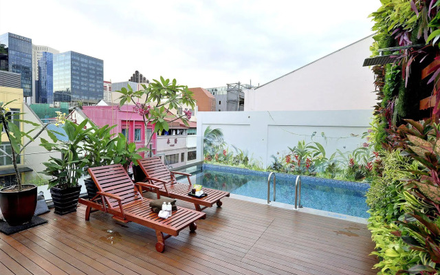 Hotel Clover 5 Hongkong Street (SG Clean)