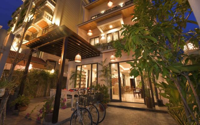 Saclo Villa and Hostel