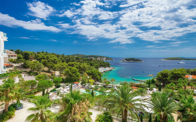 Amfora Hvar Grand Beach Resort