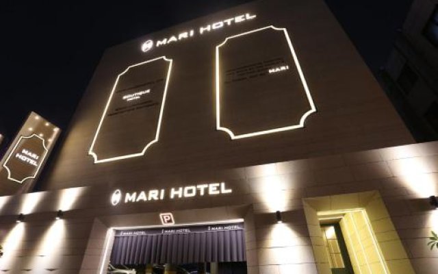 Mari Hotel