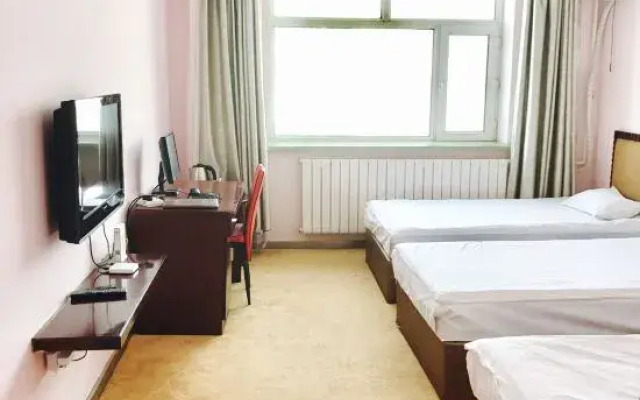 New Barag Left Banner Fanyou Hotel