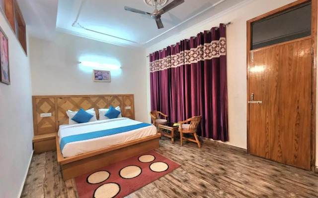 OYO 27648 Kasauli Greens