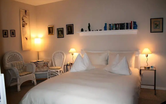 Belle Vue Bed & Breakfast