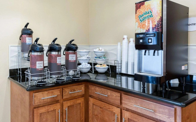 Comfort Suites at Katy Mills