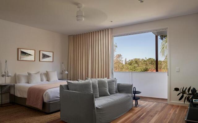 Byron Bay Accom - North Beach Houses 28 Bayshore Drive - No pool in studio