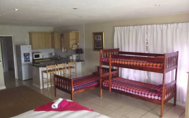 Luna Lodge