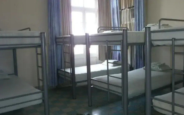 Counter Culture - Party Hostel