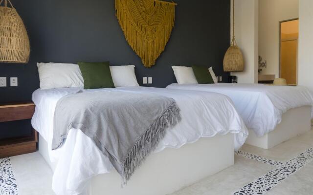 Sanyama Holbox