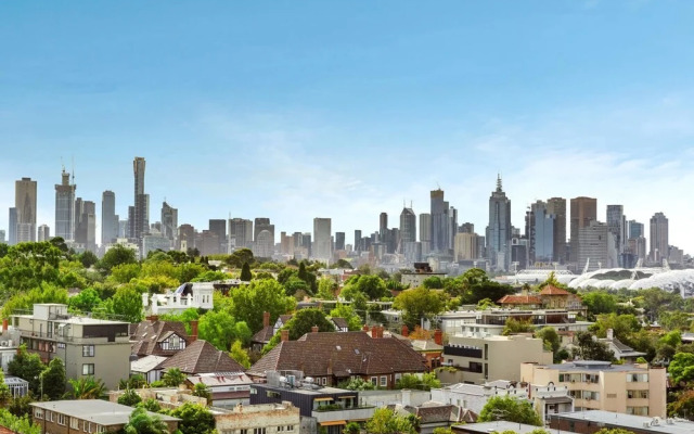 Penthouse with Stunning City Views