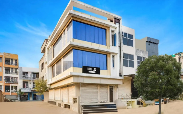 OYO 26462 Hotel Yatrik