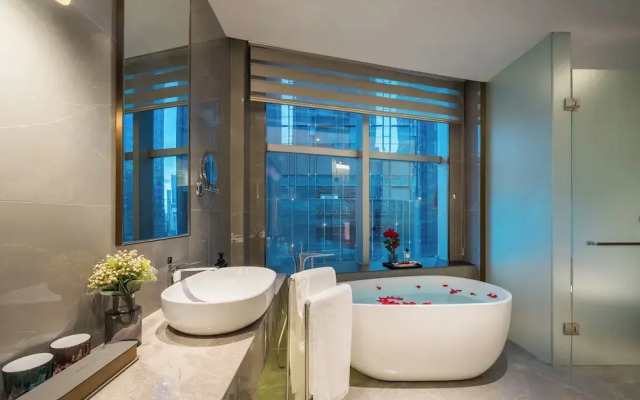 Hazens Hotel (Chengdu Chunxi Road, Tianfu Square)