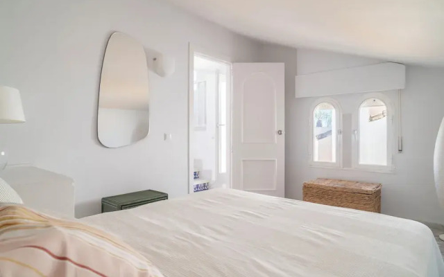 Sanders Beach - Stunning Villa Near Puerto Banus