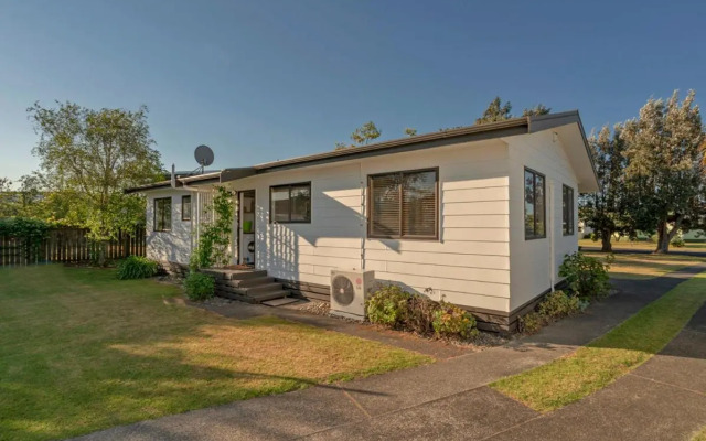 Wonderful Whangamata - Whangamata Holiday Home