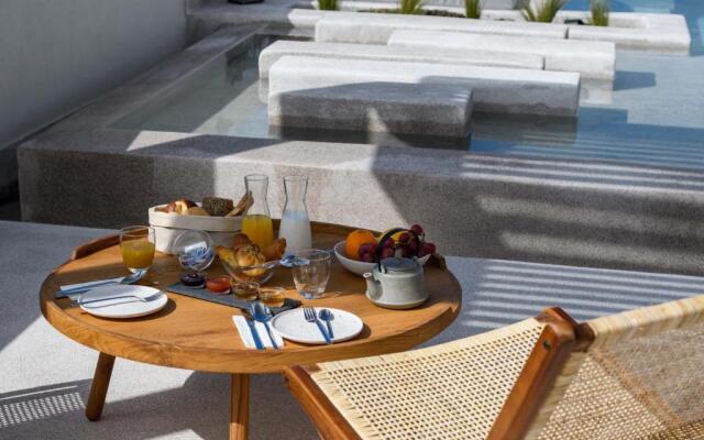 Potnia Theron Suites