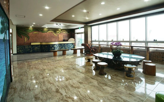 Amor House