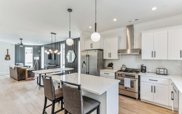 Nashville Modern Gem