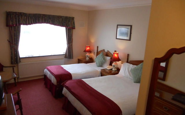 The Rhu Glenn Hotel