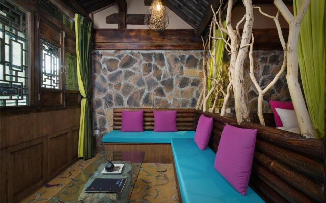 Blossom Hill Inn Lijiang
