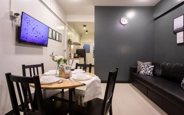 T5 2 Bedrooms/6guests/full kitchen/1 min to BTS