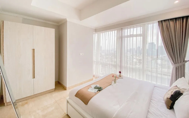 Best Deal and Elegant 2BR Apartment at Menteng Park