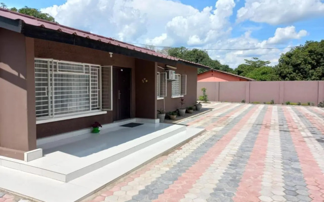 Kasuda three bedrooms house in Livingstone