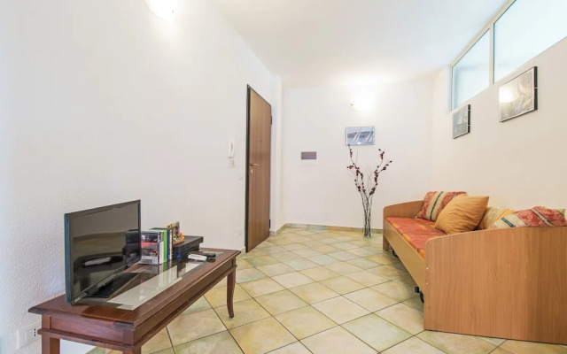 Residence Maria Antonia - Grazia Deledda