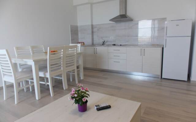 Elegance Apartments