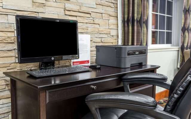 Ramada by Wyndham Portland