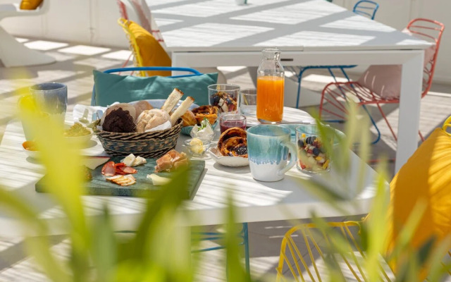 EMCASA Boutique Guesthouse