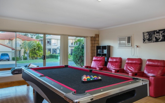 Anaheim Family Oasis