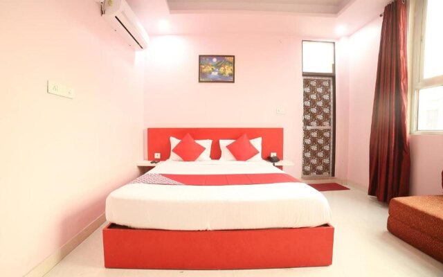 OYO 24220 Hotel Bohra International