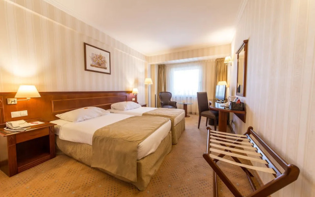 Ramada Hotel and Suites Bucharest North
