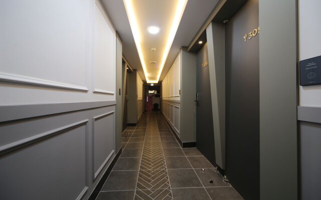 Busan Choeup Yuna Hotel