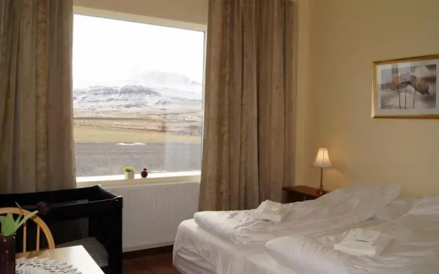 Guesthouse Steinsstadir