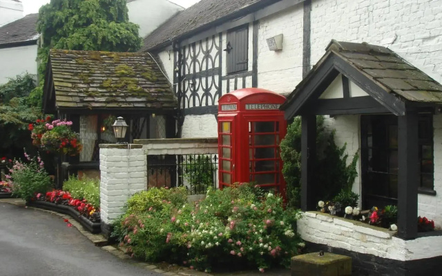 Deanwater Hotel