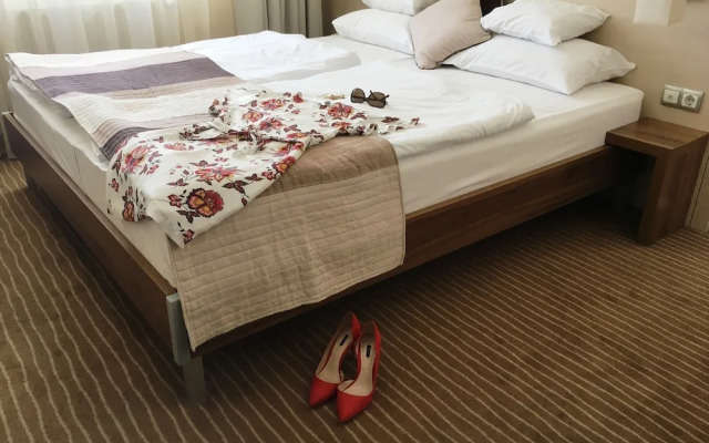 Famulus Hotel