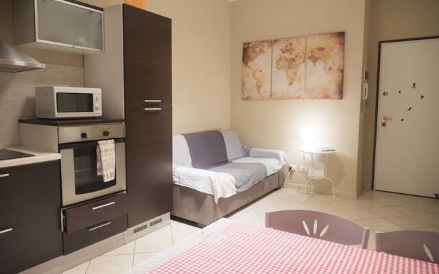 Casa Bella Marconi is an Apartment of 34 Square Meters. Clean, Bright, in the Heart of the City