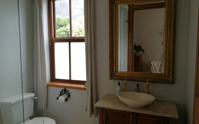 Bakovenbay Luxury Suites