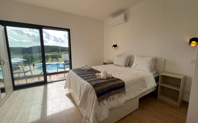 Golden Oasis Retreat in Silves