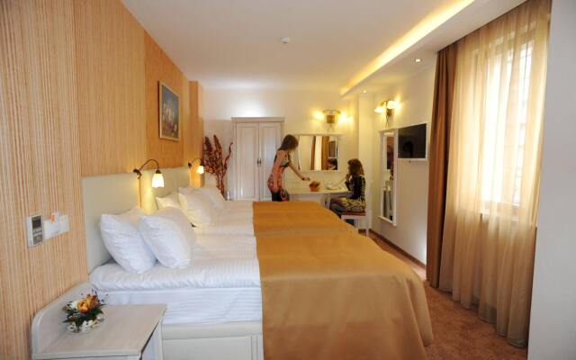 Hotel Adria