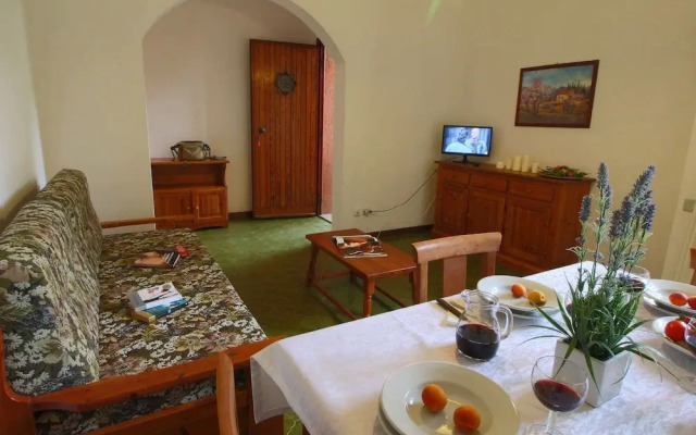 Close to the Sea, Air-conditioned