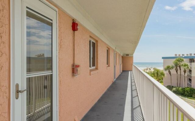 St Augustine Beach And Tennis 405