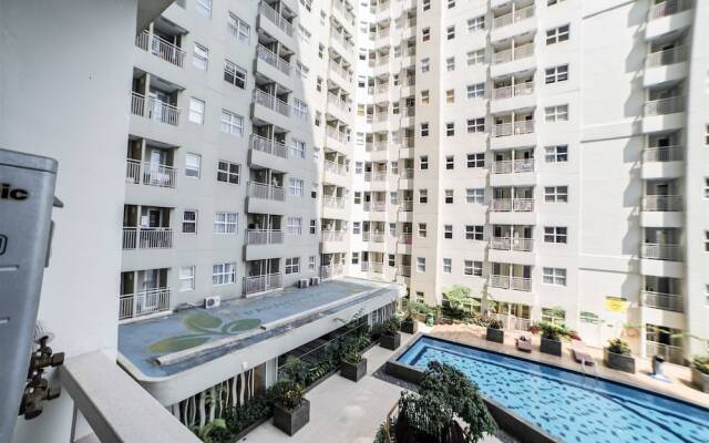 Serene & Cozy Apartment at Parahyangan Residences