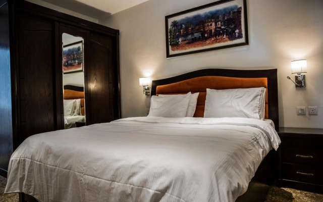 Naylover Hotel Suites