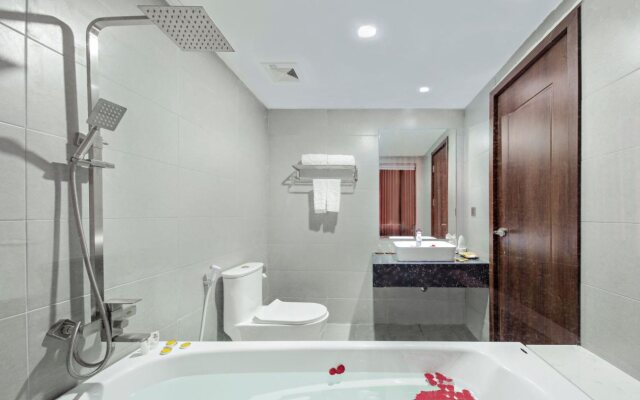 Diamond Beach Hotel
