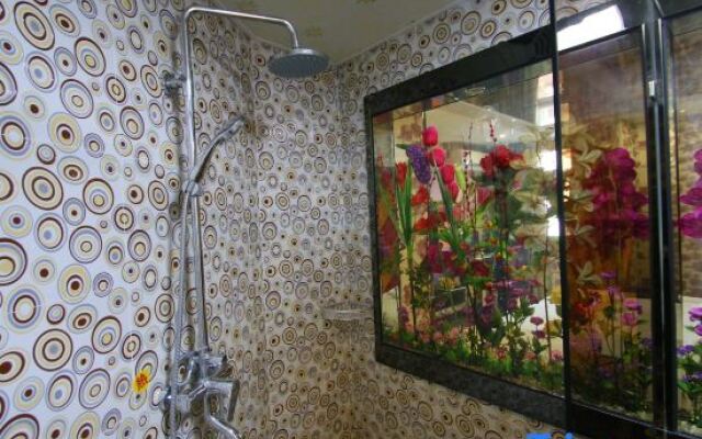 Shanghai Qitian Choice Hotel