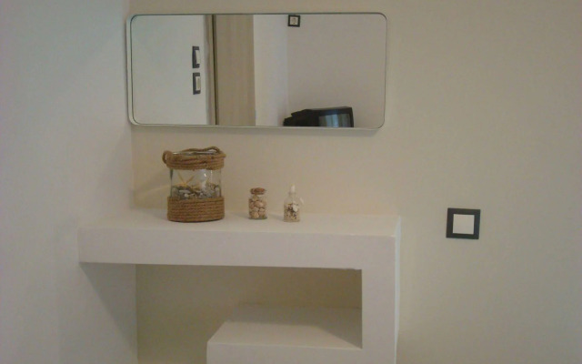 Smaragdi Rooms