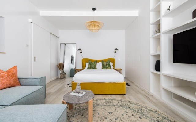 Light-filled Studio With AC - Earl s Court
